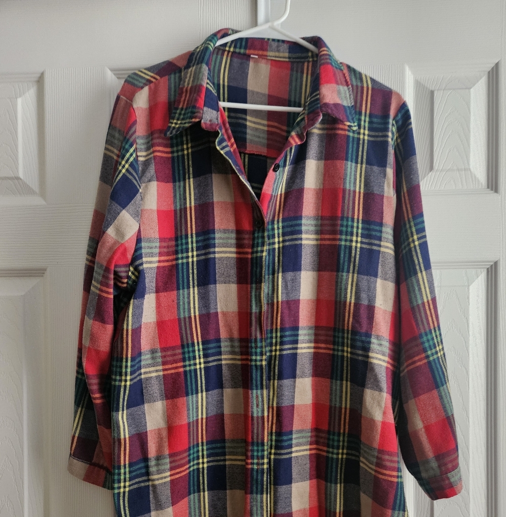 Plaid Button-Up Shirt Jacket in Red, Navy & Cream